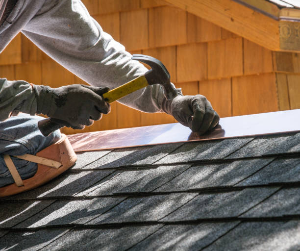 Best Roof Repair Specialists  in Smithville, OH